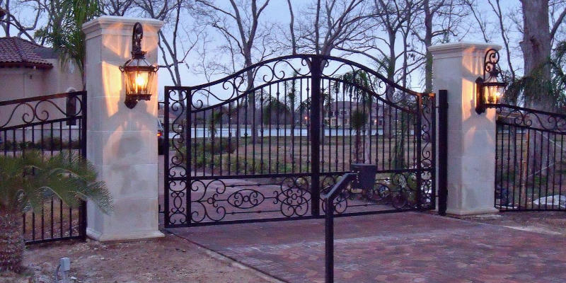 Gate Installation in South Houston, Texas