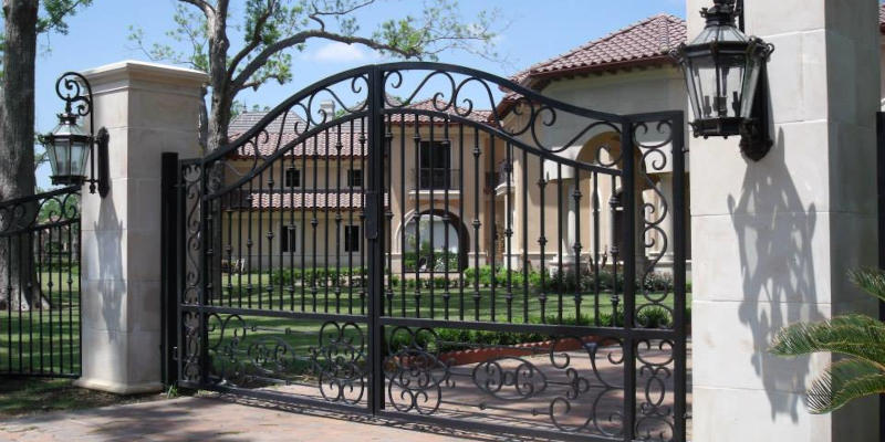 Types of Gates in South Houston, Texas